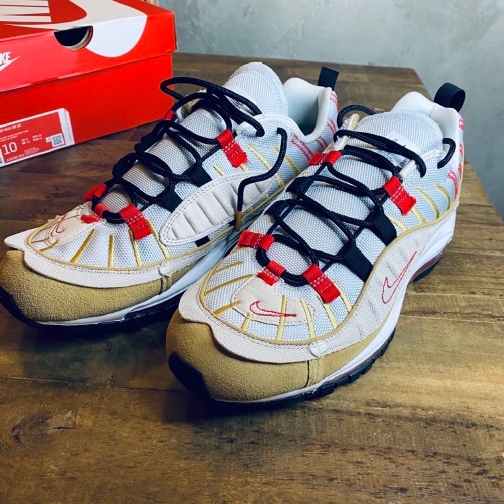 Nike Air Max - Picture 4 of 8